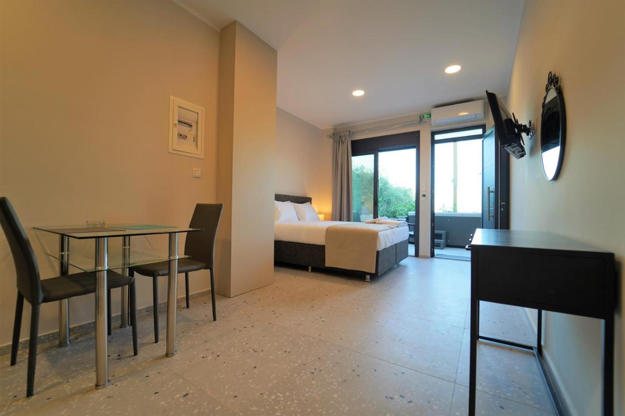 Moonlight Suites ปาร์กา ภายนอก รูปภาพ