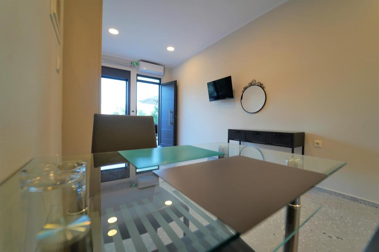 Moonlight Suites ปาร์กา ภายนอก รูปภาพ