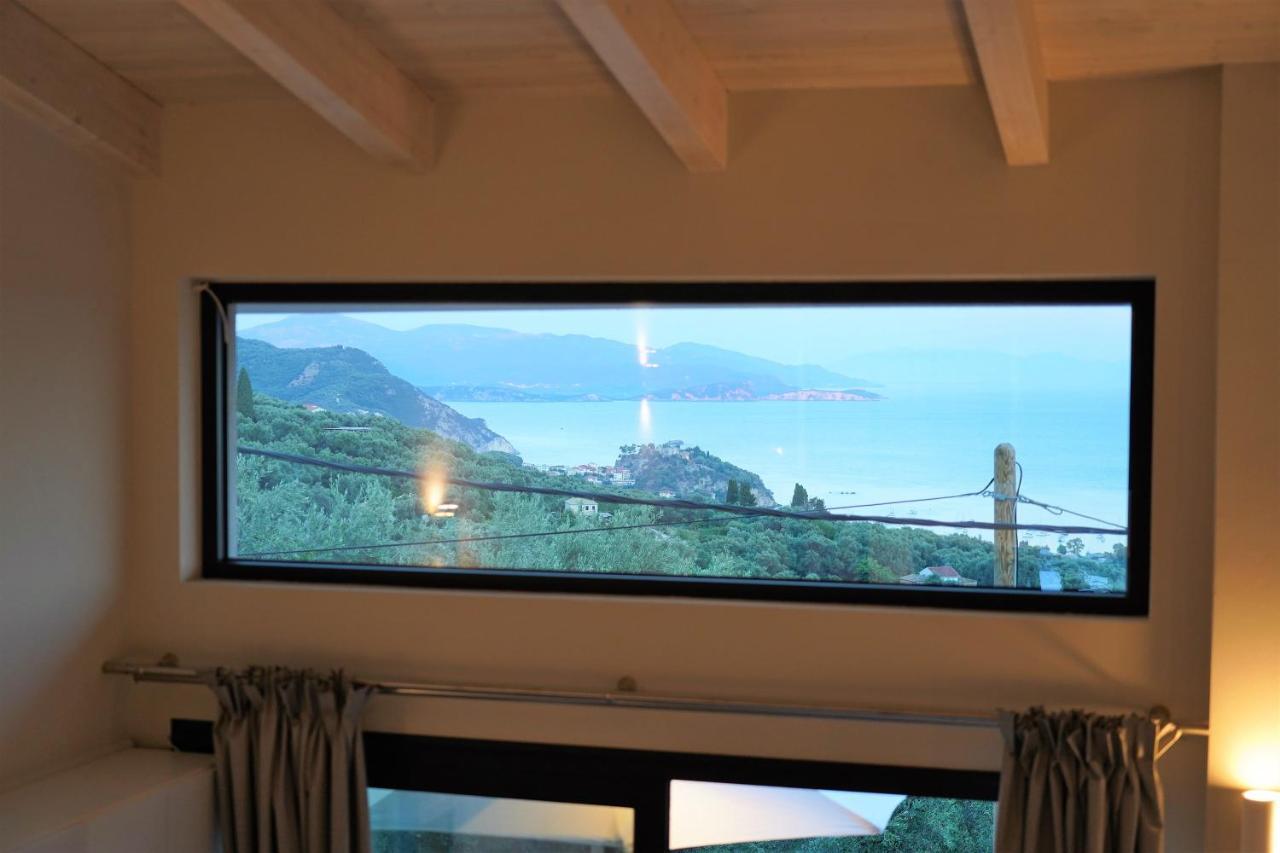 Moonlight Suites ปาร์กา ภายนอก รูปภาพ