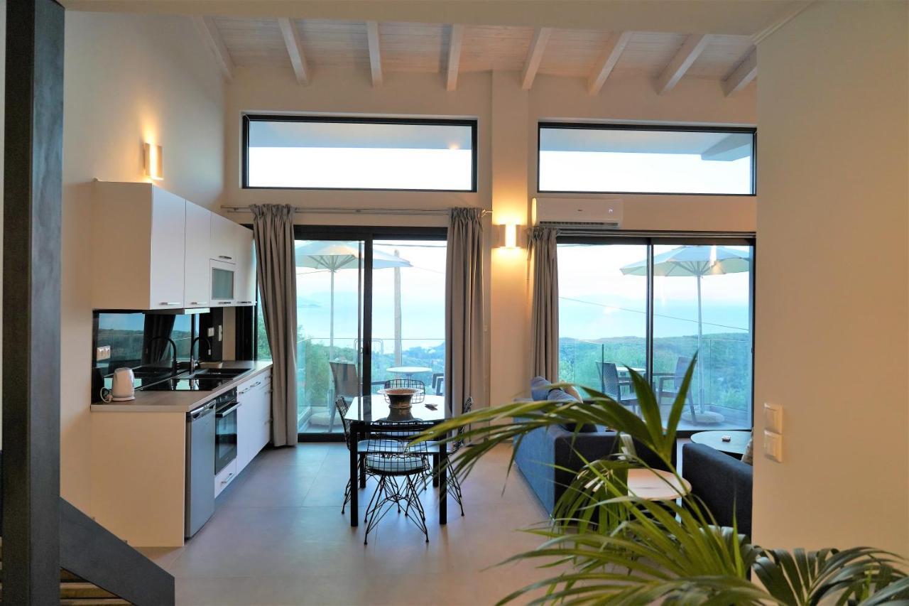 Moonlight Suites ปาร์กา ภายนอก รูปภาพ